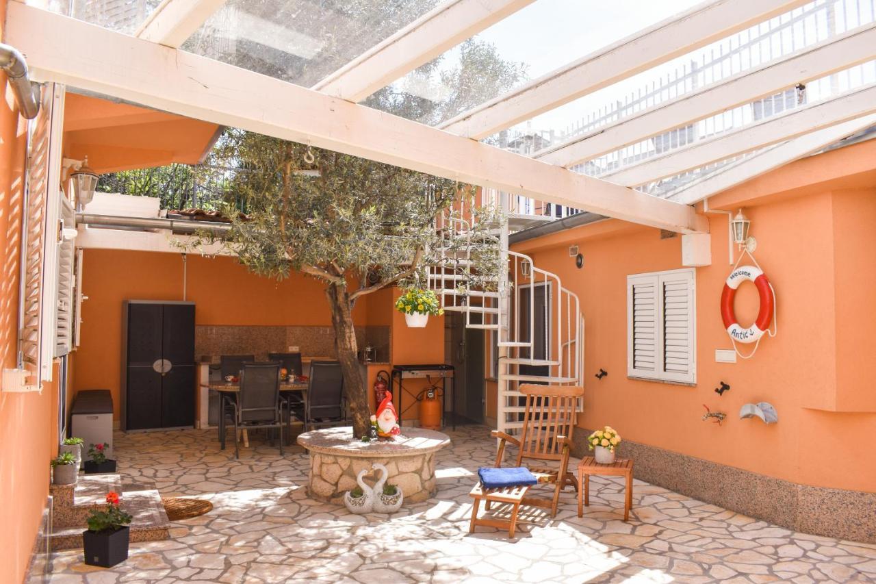 Kuca Za Odmor Antic - Holiday House Antic Novi Vinodolski Exteriér fotografie