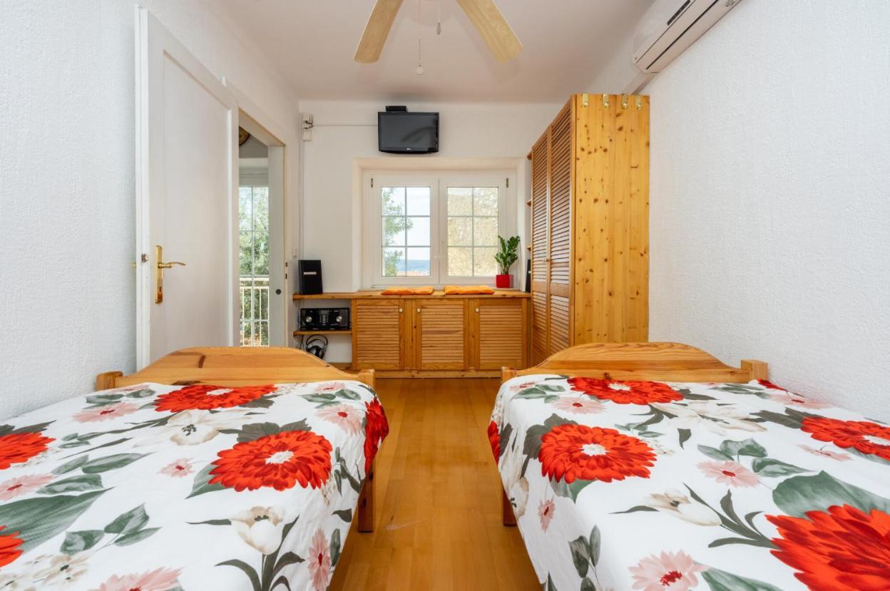 Kuca Za Odmor Antic - Holiday House Antic Novi Vinodolski Exteriér fotografie
