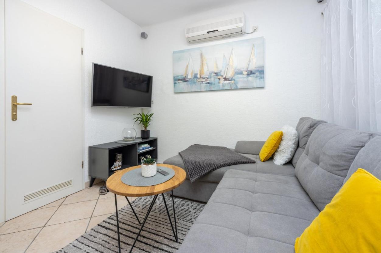 Kuca Za Odmor Antic - Holiday House Antic Novi Vinodolski Exteriér fotografie